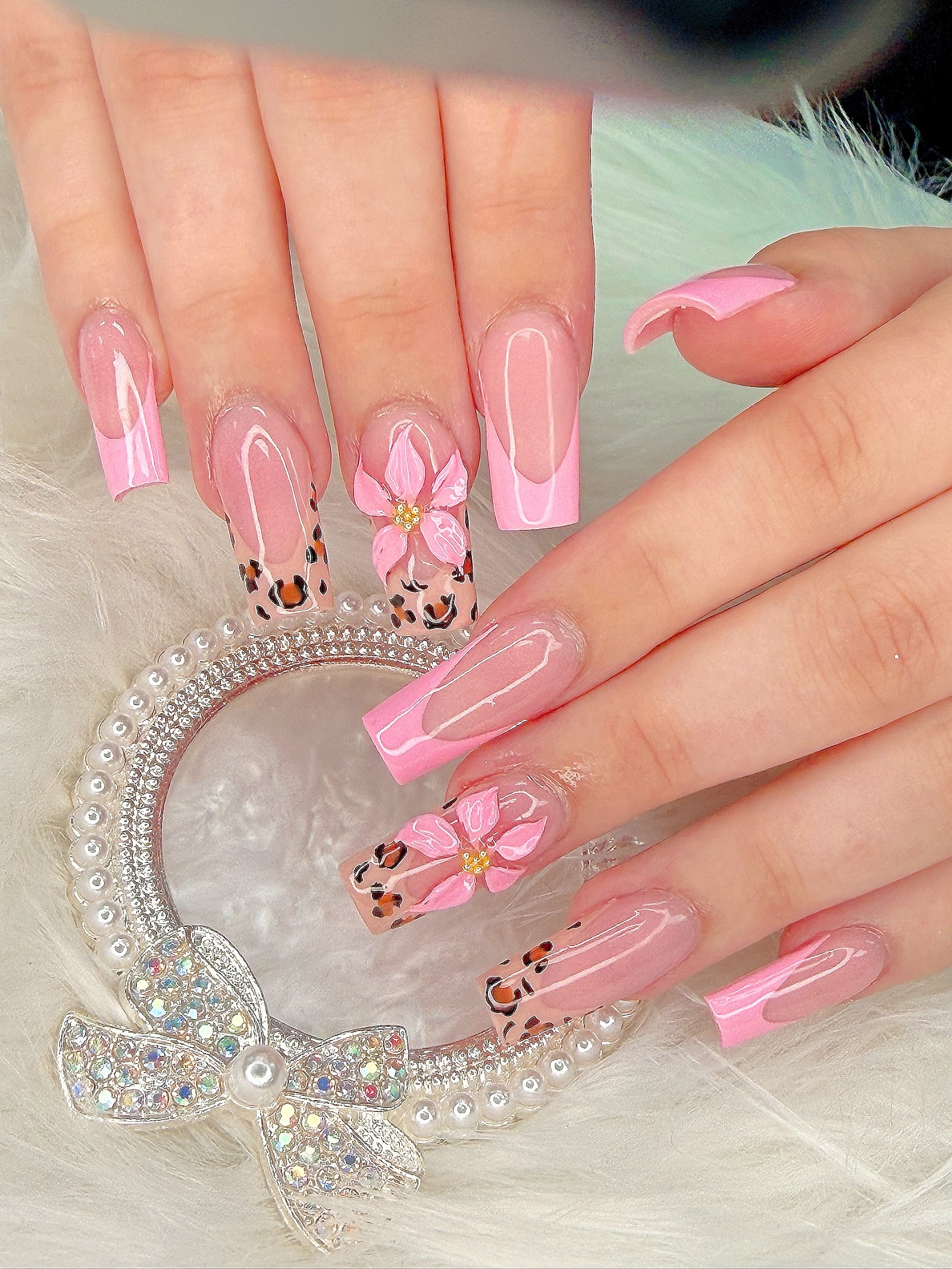 Queen Nails nail photo 2